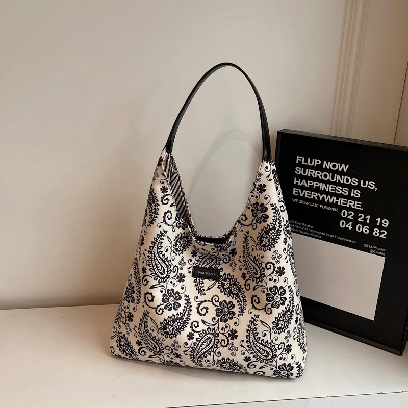 Ethnic Fashion Brands - Tas Tote Kapasitas Besar Pola Nilon