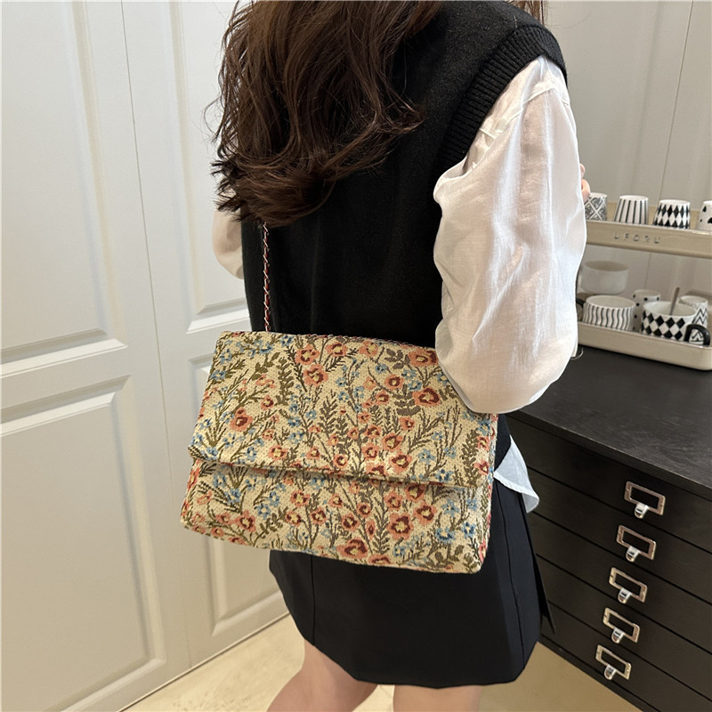 Tas Tangan Gaya Etnis Elegan,  - Urban Ethnic Fashion ulasan dan harga