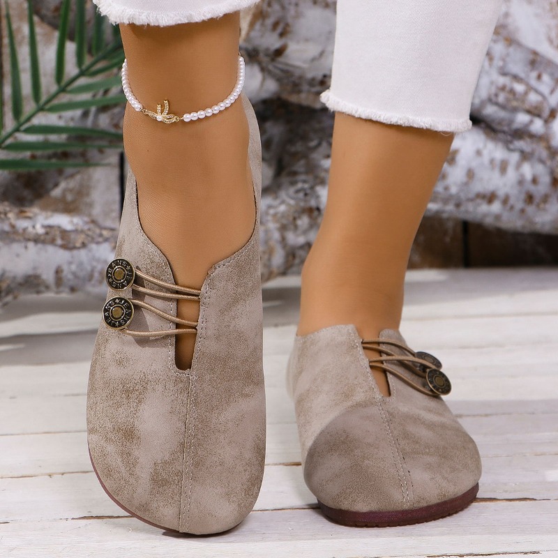 Sepatu Sneakers Wanita Model L - Ethnic Fashion Brands ulasan dan harga