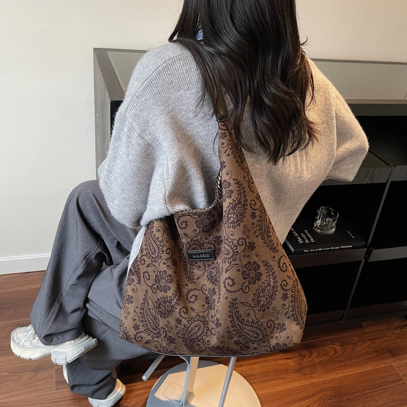 Tas Tote Kapasitas Besar Pola  - Ethnic Fashion Brands ulasan dan harga